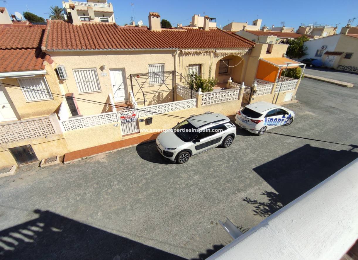Wederverkoop - Townhouse - La Marina - Urbanización La Marina