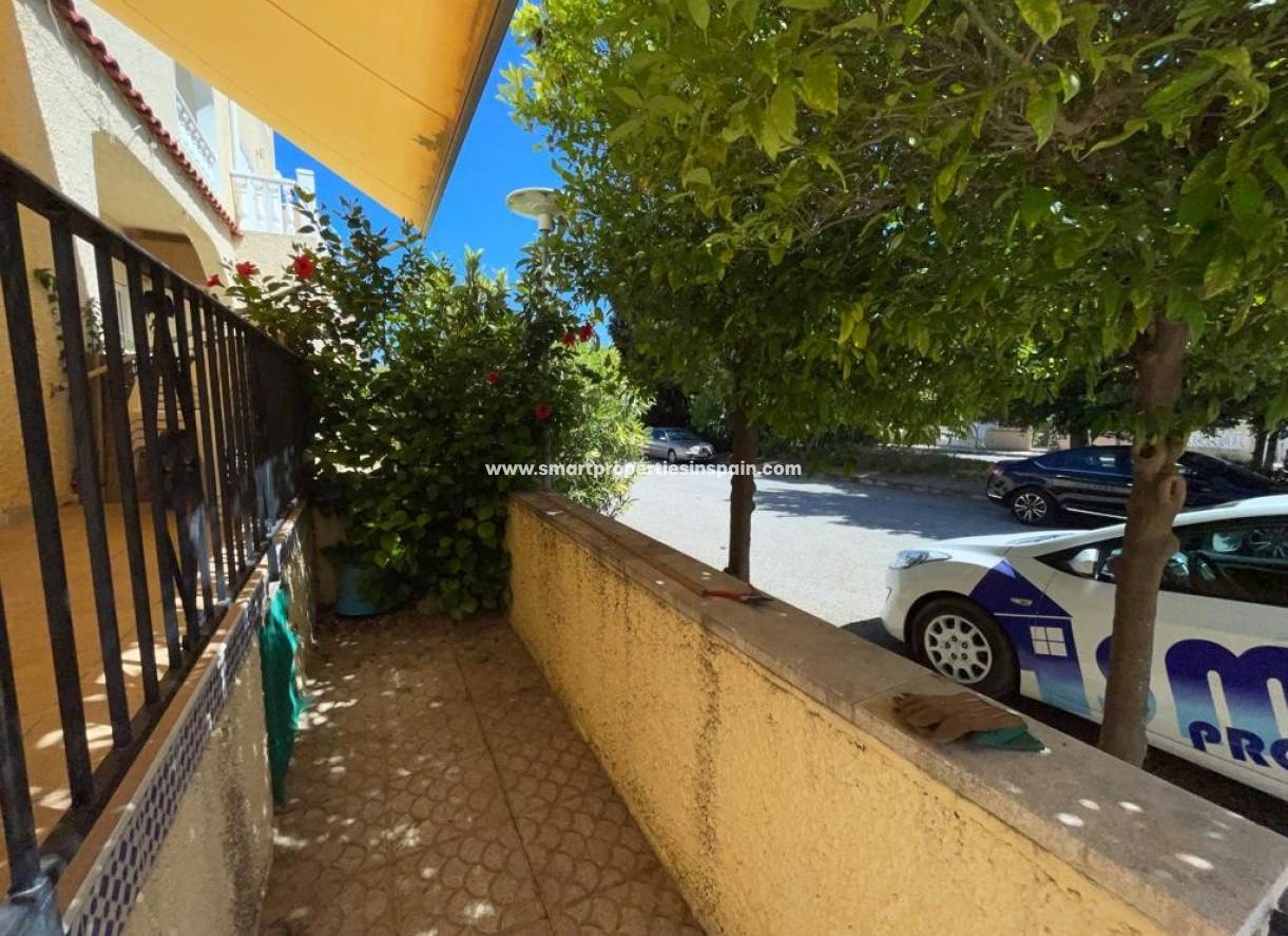 Wederverkoop - Townhouse - La Marina - Urbanización La Marina