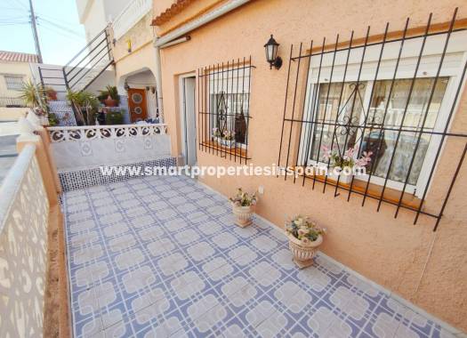 Wederverkoop - Townhouse - La Marina - Urbanización La Marina