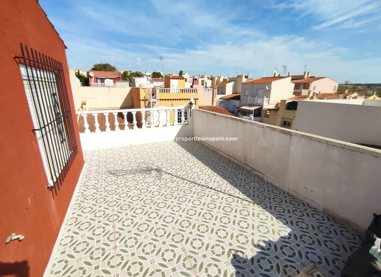 Wederverkoop - Townhouse - La Marina - Urbanización La Marina