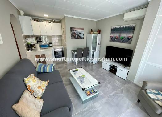 Wederverkoop - Townhouse - La Marina - Urbanización La Marina