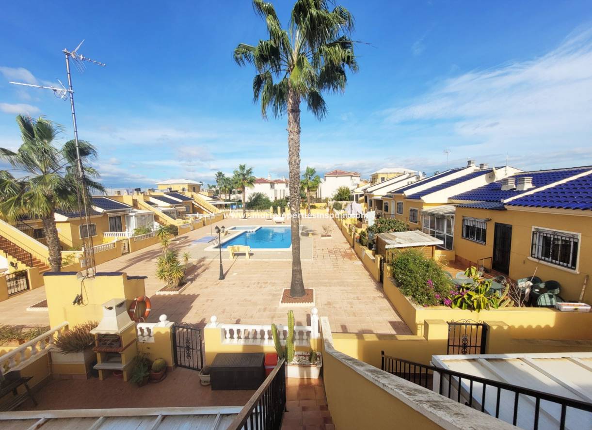 Wederverkoop - Townhouse - La Marina - Urbanización La Marina