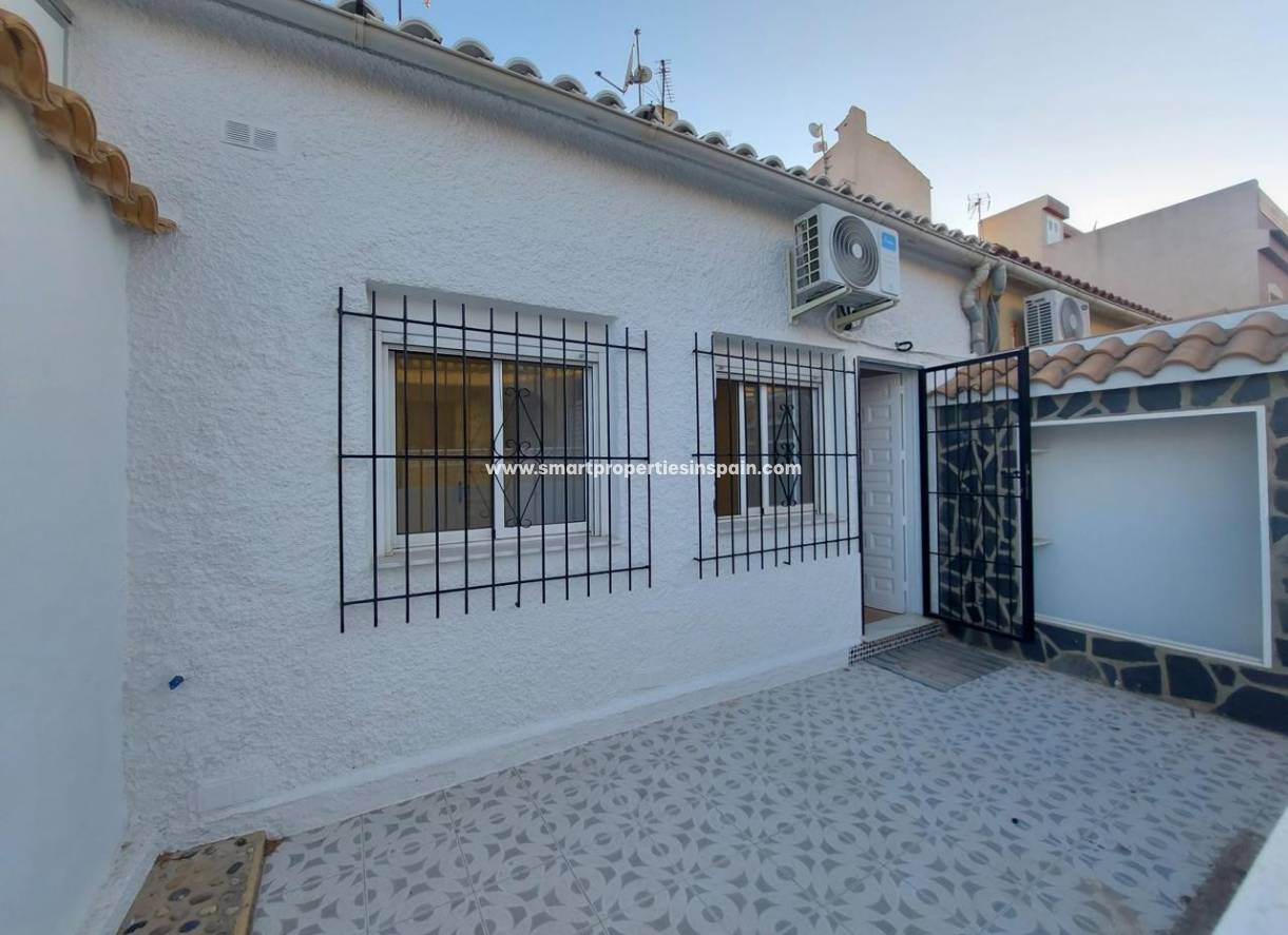 Wederverkoop - Townhouse - La Marina - Urbanización La Marina