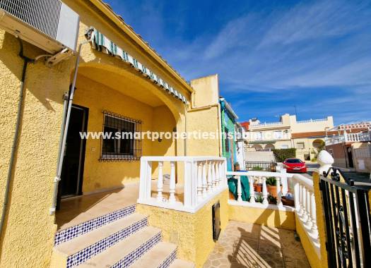 Wederverkoop - Townhouse - La Marina - Urbanización La Marina