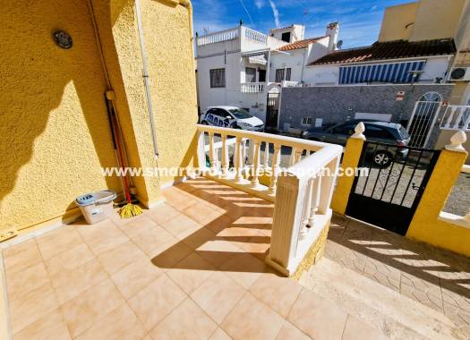 Wederverkoop - Townhouse - La Marina - Urbanización La Marina