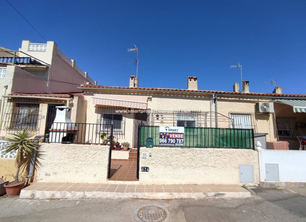 Wederverkoop - Townhouse - La Marina - Urbanización La Marina