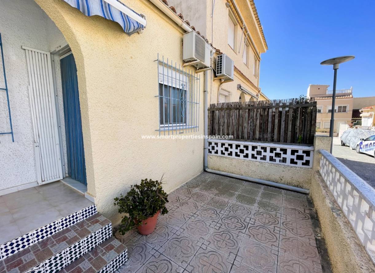 Wederverkoop - Townhouse - La Marina - Urbanización La Marina