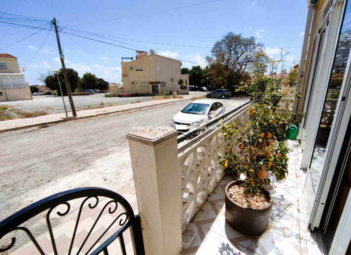Wederverkoop - Townhouse - La Marina - Urbanización La Marina
