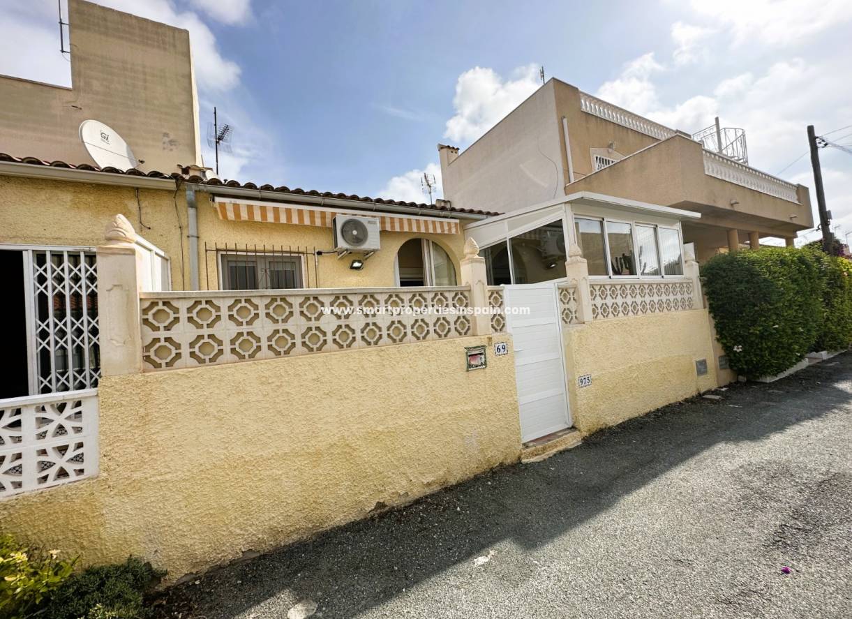 Wederverkoop - Townhouse - La Marina - Urbanización La Marina