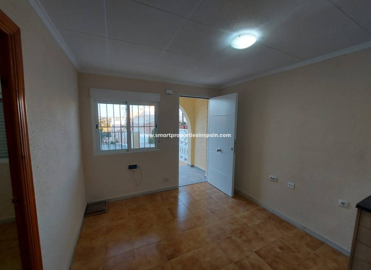 Wederverkoop - Townhouse - La Marina - Urbanización La Marina