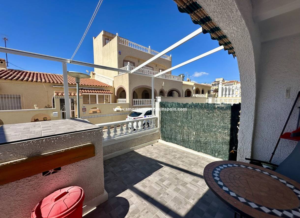 Wederverkoop - Townhouse - La Marina - Urbanización La Marina