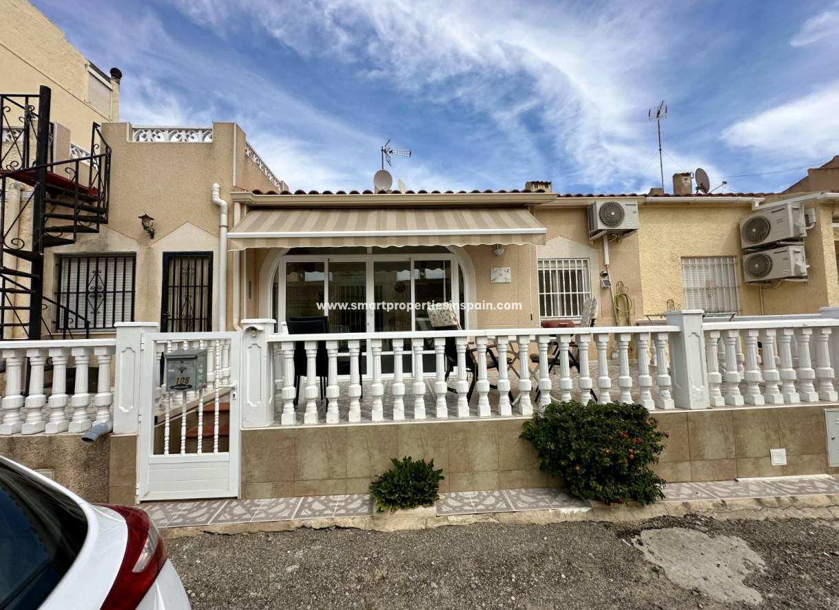 Wederverkoop - Townhouse - La Marina - Urbanización La Marina