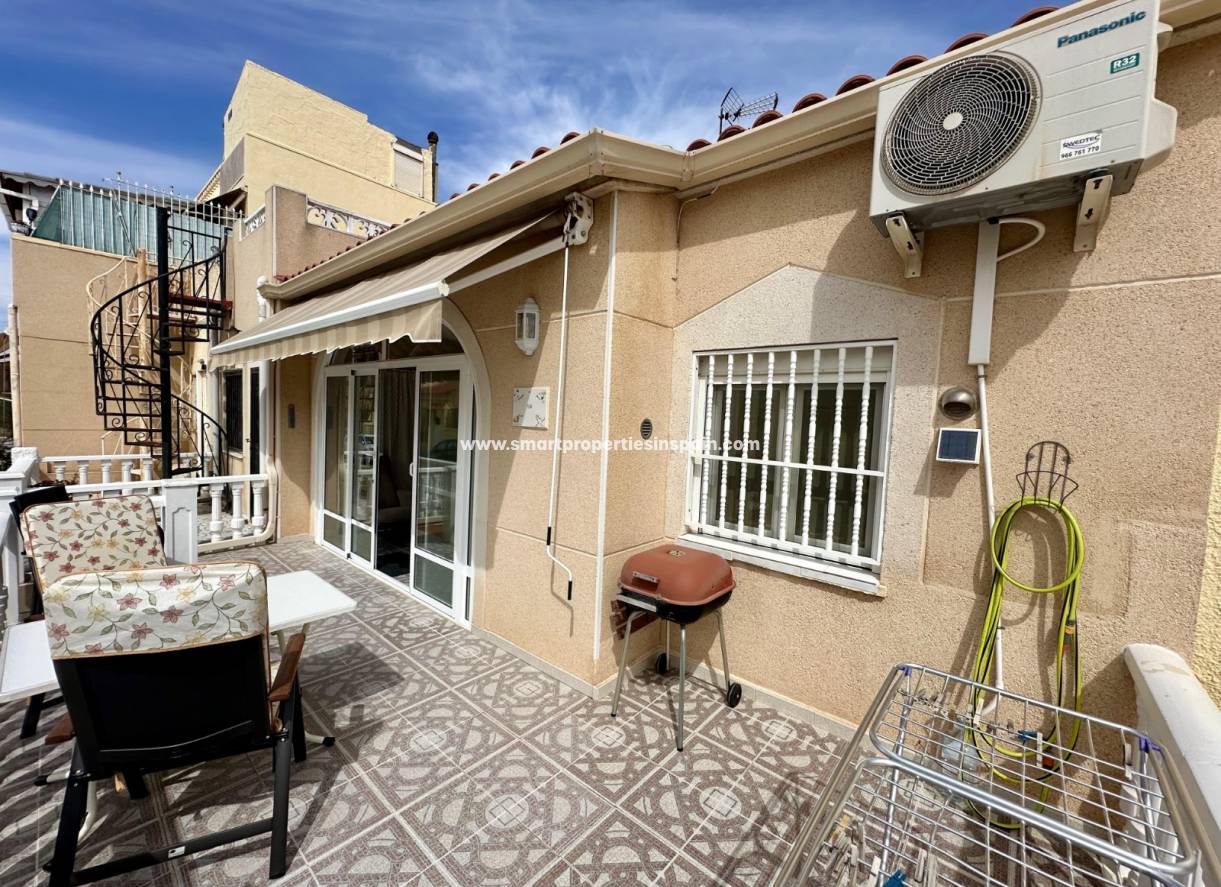 Wederverkoop - Townhouse - La Marina - Urbanización La Marina