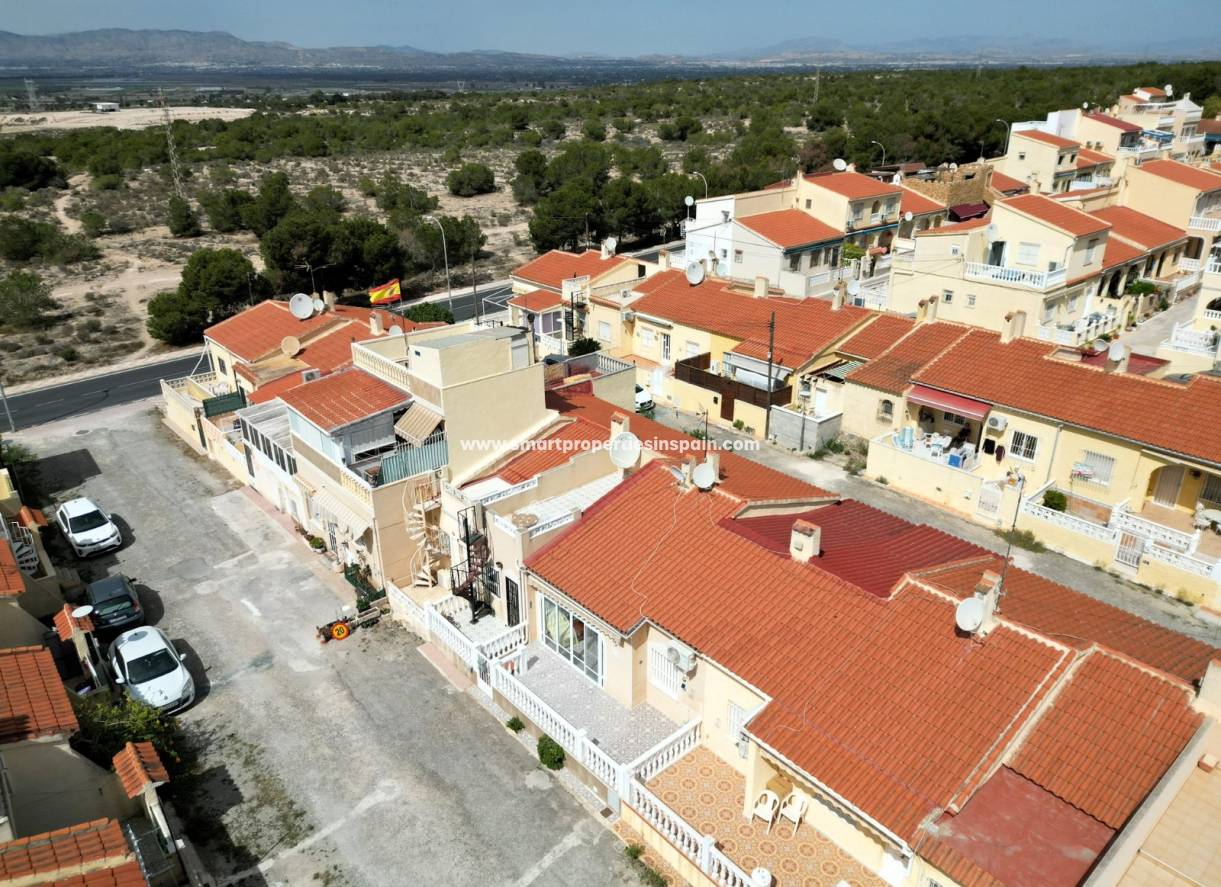 Wederverkoop - Townhouse - La Marina - Urbanización La Marina