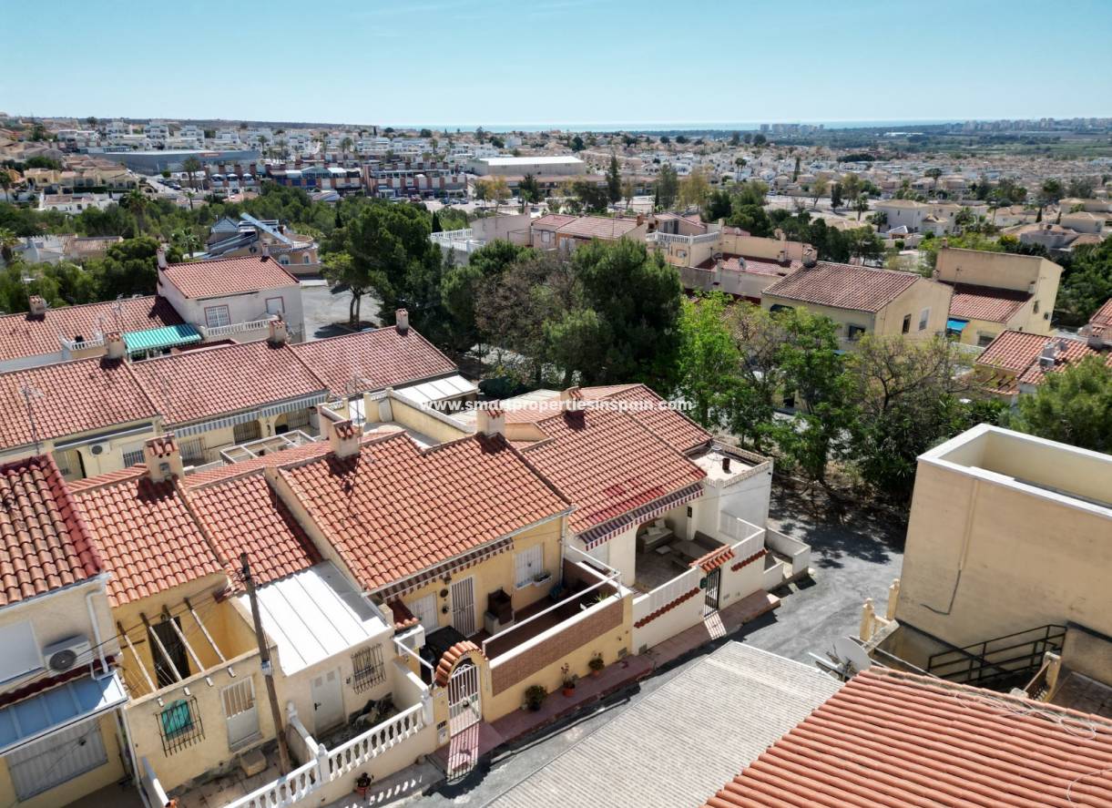 Wederverkoop - Townhouse - La Marina - Urbanización La Marina