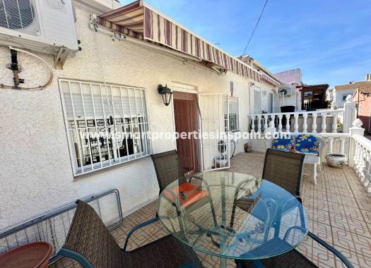 Wederverkoop - Townhouse - La Marina - Urbanización La Marina