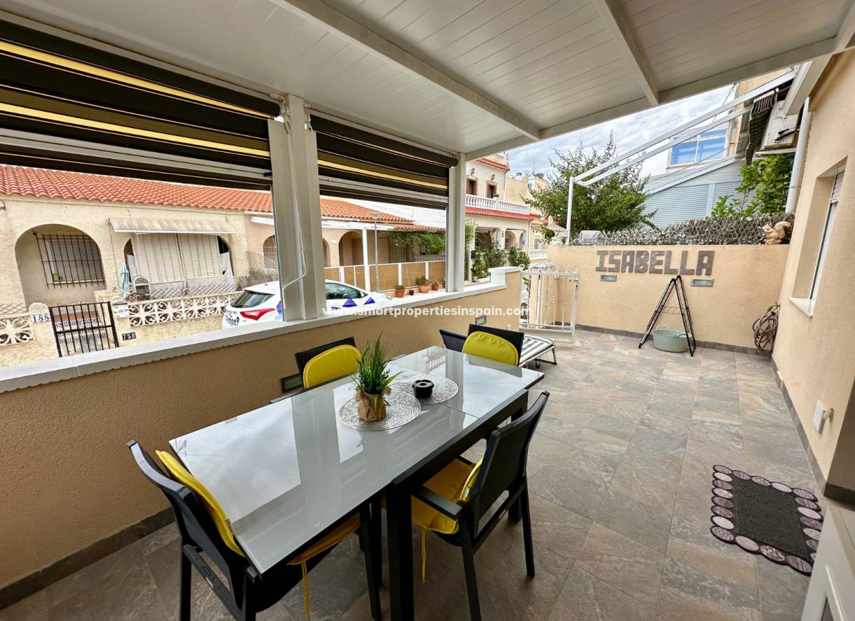 Wederverkoop - Townhouse - La Marina - Urbanización La Marina