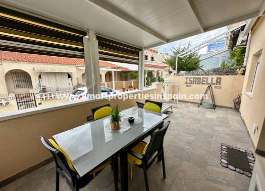 Wederverkoop - Townhouse - La Marina - Urbanización La Marina