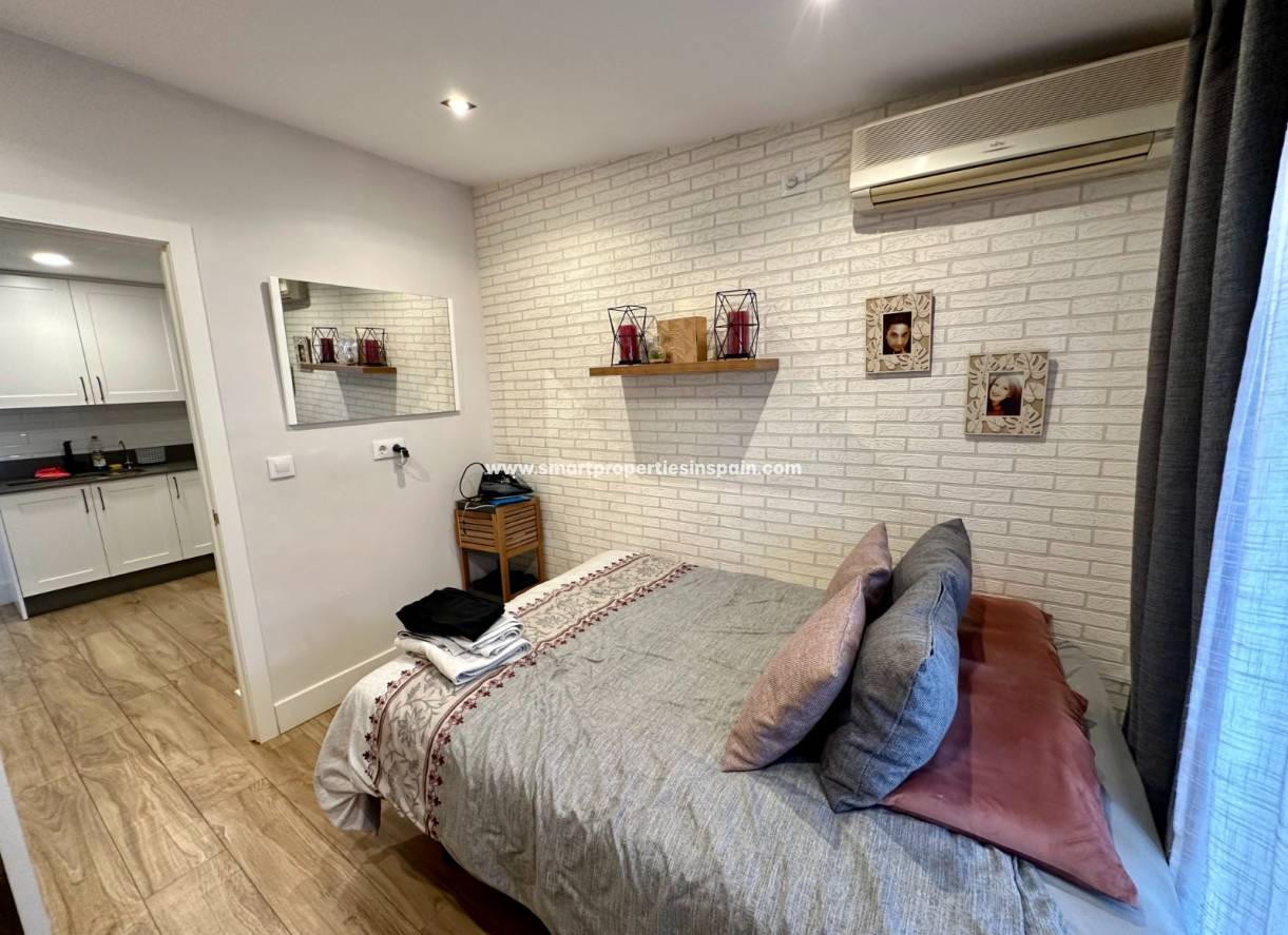 Wederverkoop - Townhouse - La Marina - Urbanización La Marina