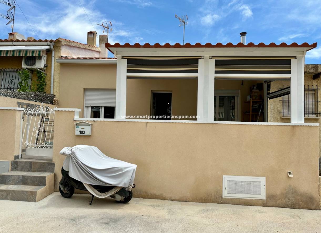 Wederverkoop - Townhouse - La Marina - Urbanización La Marina