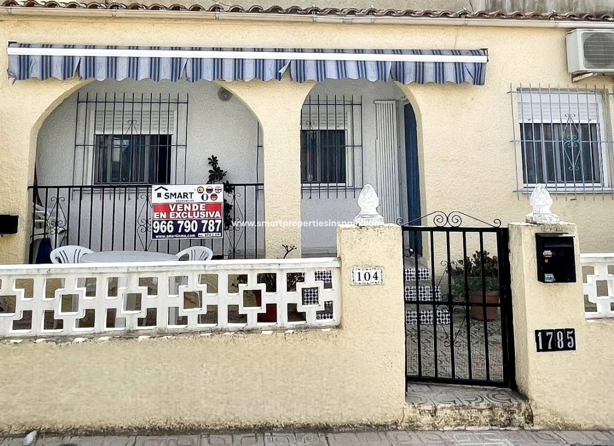 Wederverkoop - Townhouse - La Marina - Urbanización La Marina
