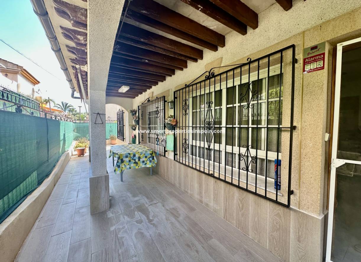 Wederverkoop - Townhouse - La Marina - Urbanización La Marina