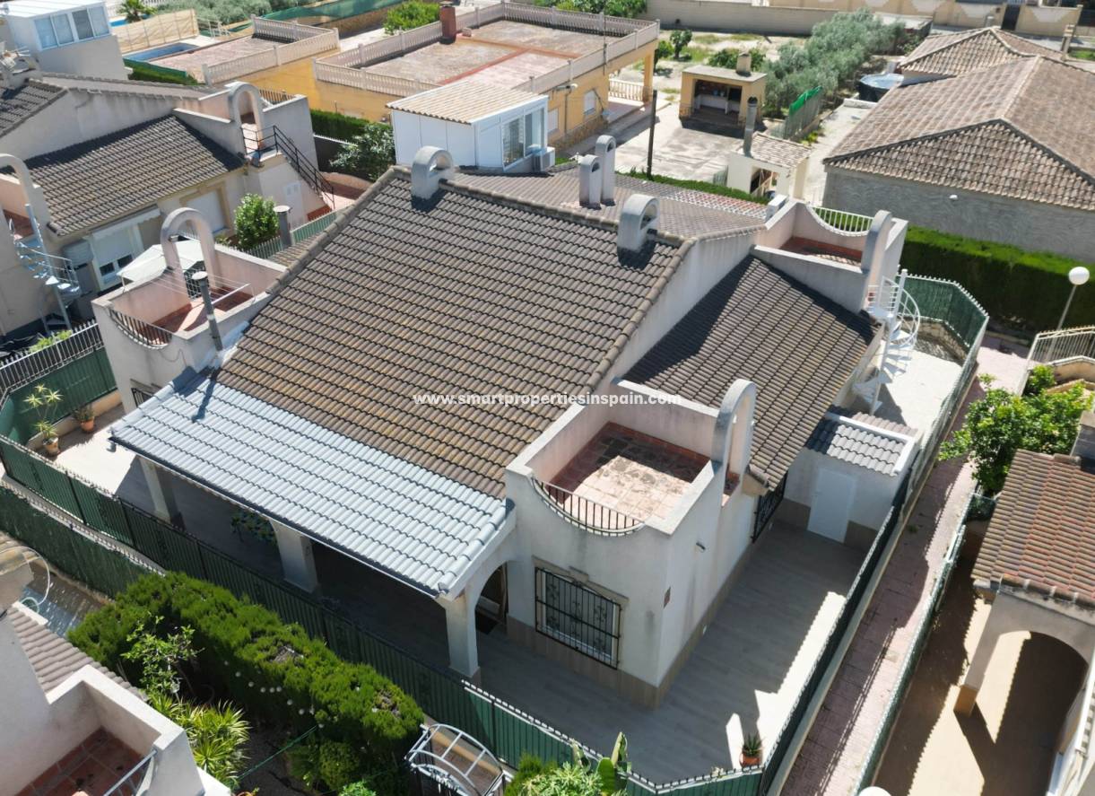 Wederverkoop - Townhouse - La Marina - Urbanización La Marina