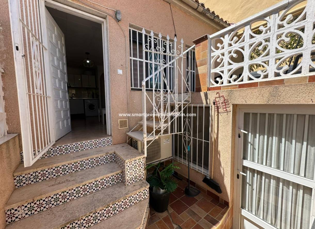Wederverkoop - Townhouse - La Marina - Urbanización La Marina