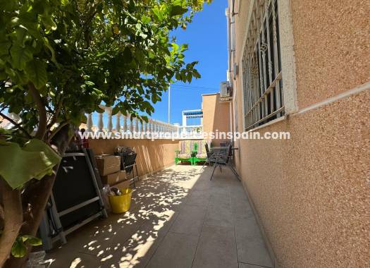 Wederverkoop - Townhouse - La Marina - Urbanización La Marina