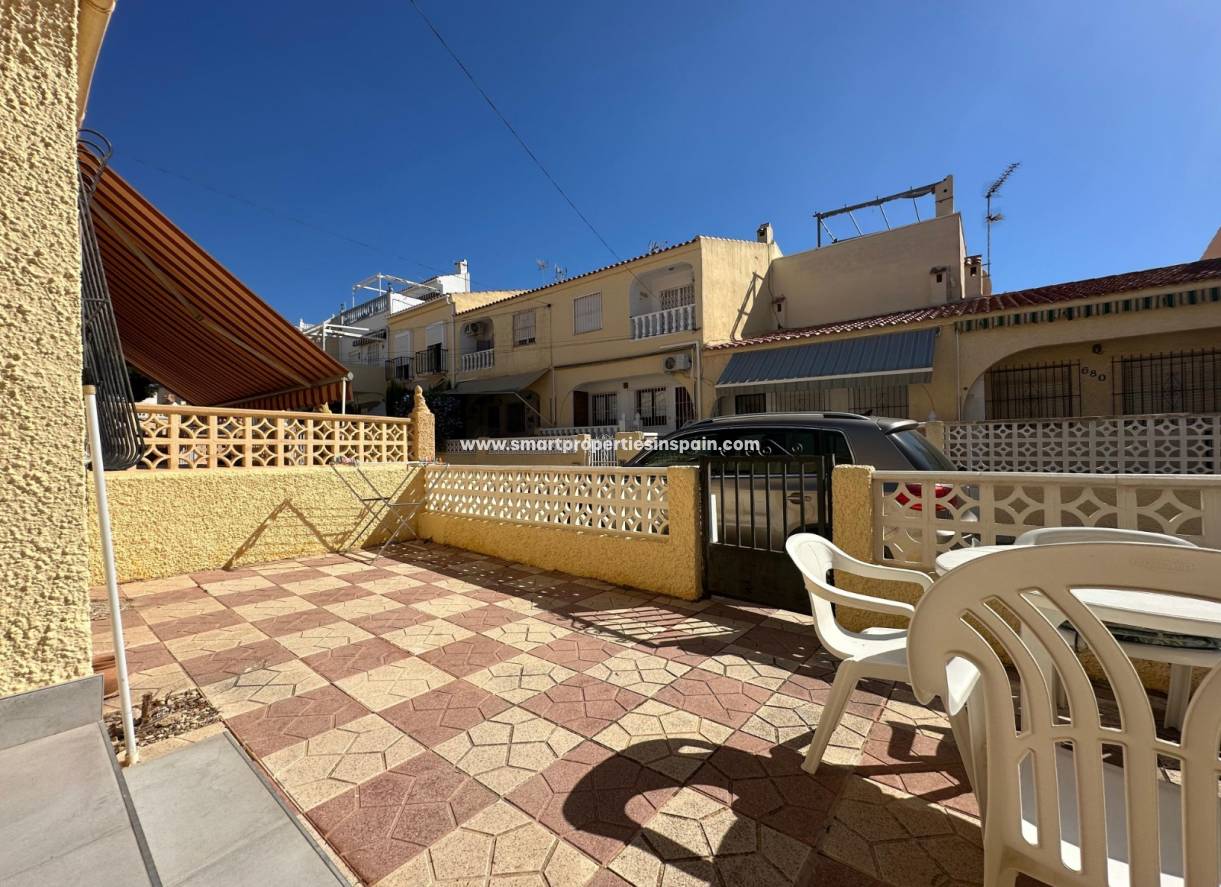 Wederverkoop - Townhouse - La Marina - Urbanización La Marina