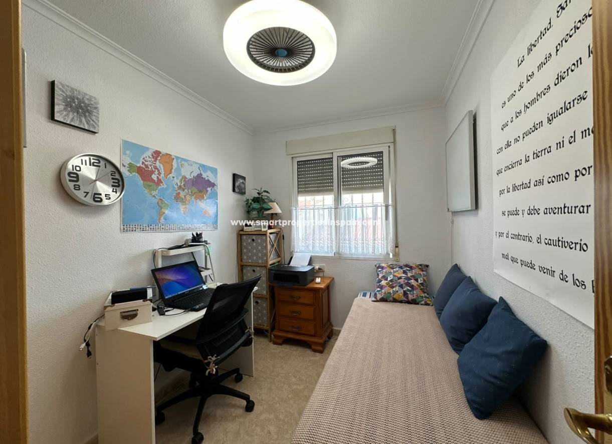 Wederverkoop - Townhouse - La Marina - Urbanización La Marina