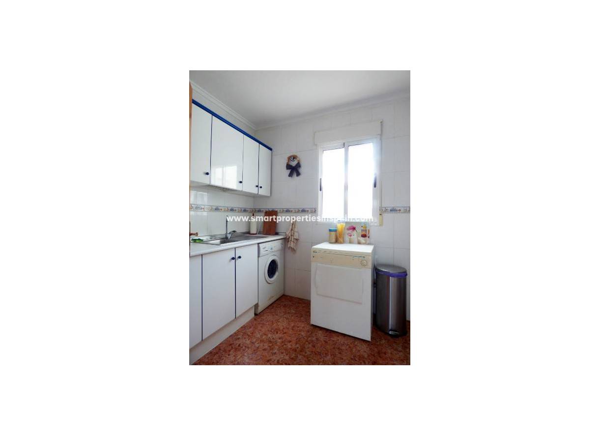 Wiederverkauf - Apartment - La Marina - Urbanización La Marina