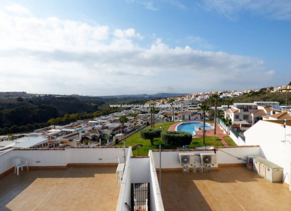 Wiederverkauf - Apartment - La Marina - Urbanización La Marina