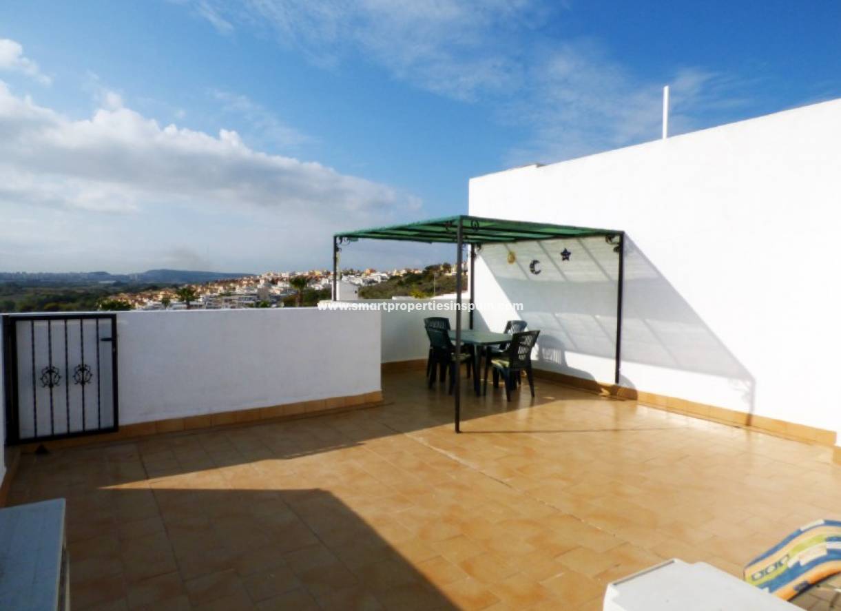Wiederverkauf - Apartment - La Marina - Urbanización La Marina