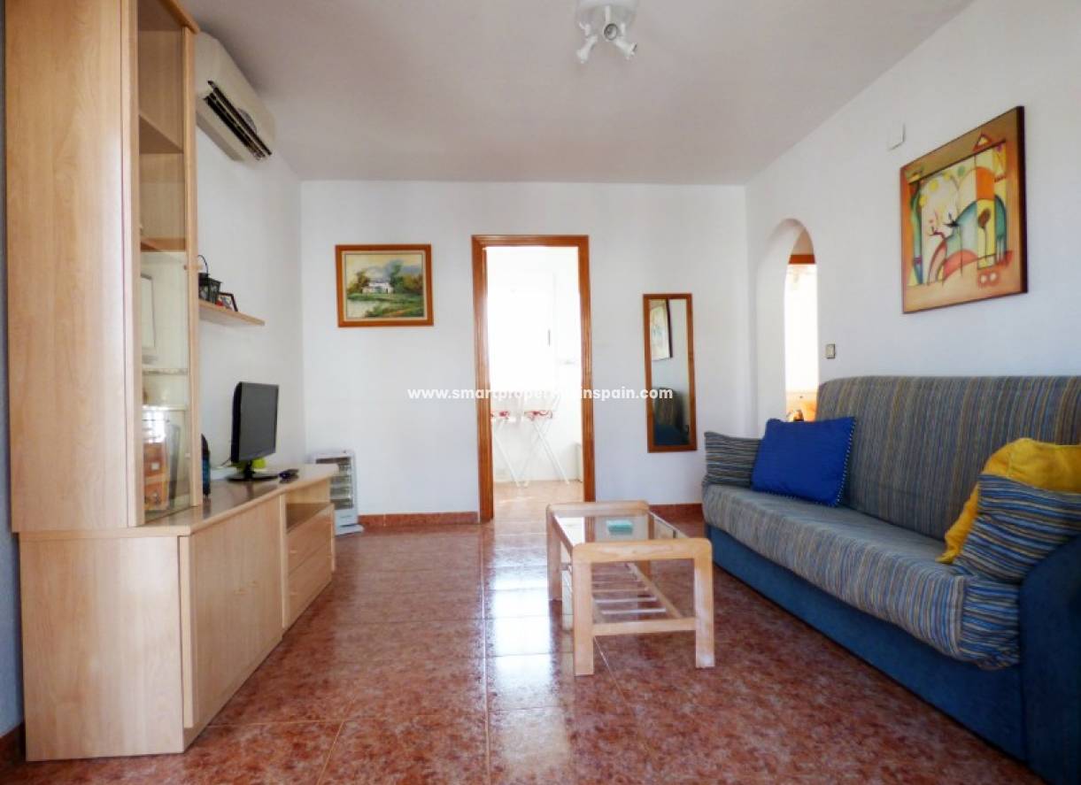 Wiederverkauf - Apartment - La Marina - Urbanización La Marina