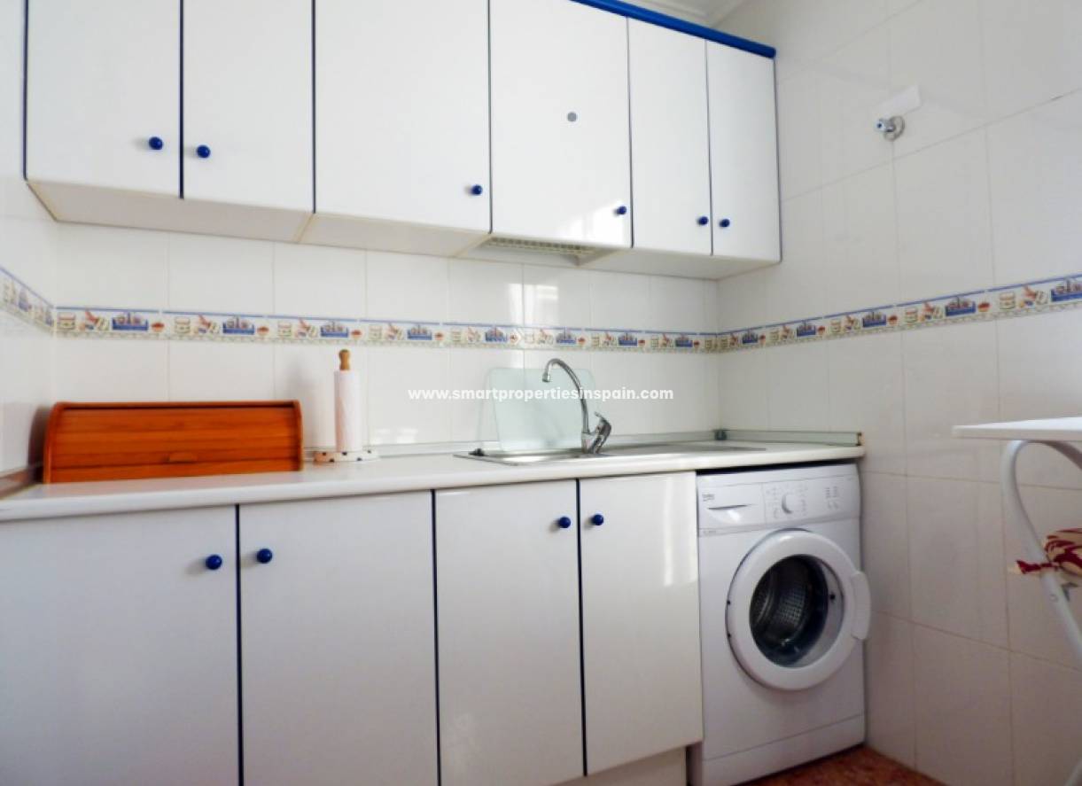 Wiederverkauf - Apartment - La Marina - Urbanización La Marina