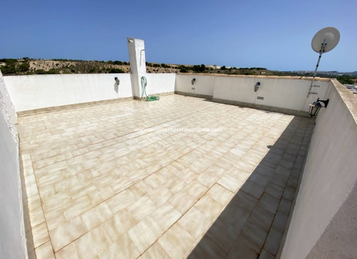 Wiederverkauf - Apartment - La Marina - Urbanización La Marina