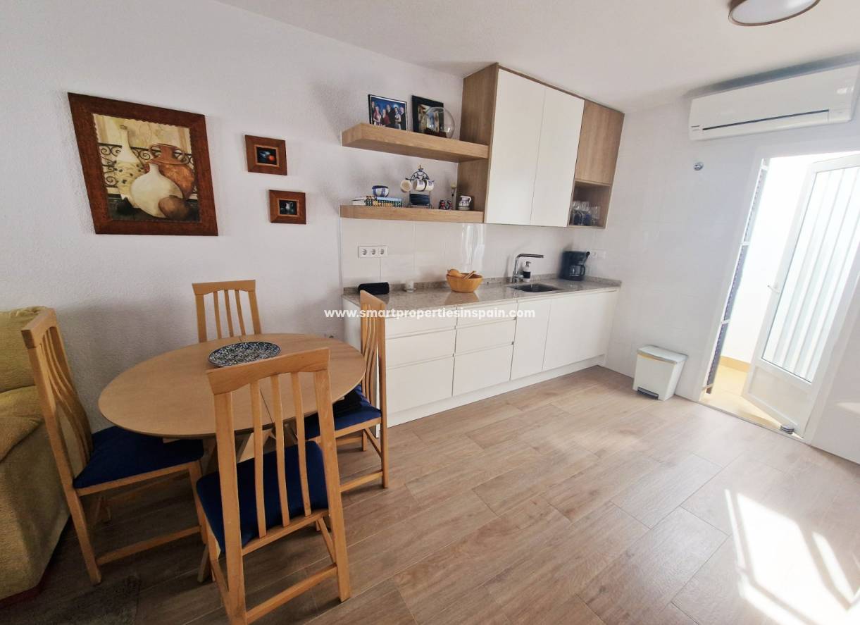 Wiederverkauf - Apartment - La Marina - Urbanización La Marina