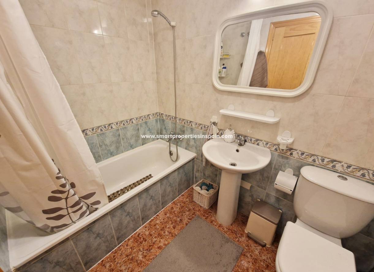 Wiederverkauf - Apartment - La Marina - Urbanización La Marina