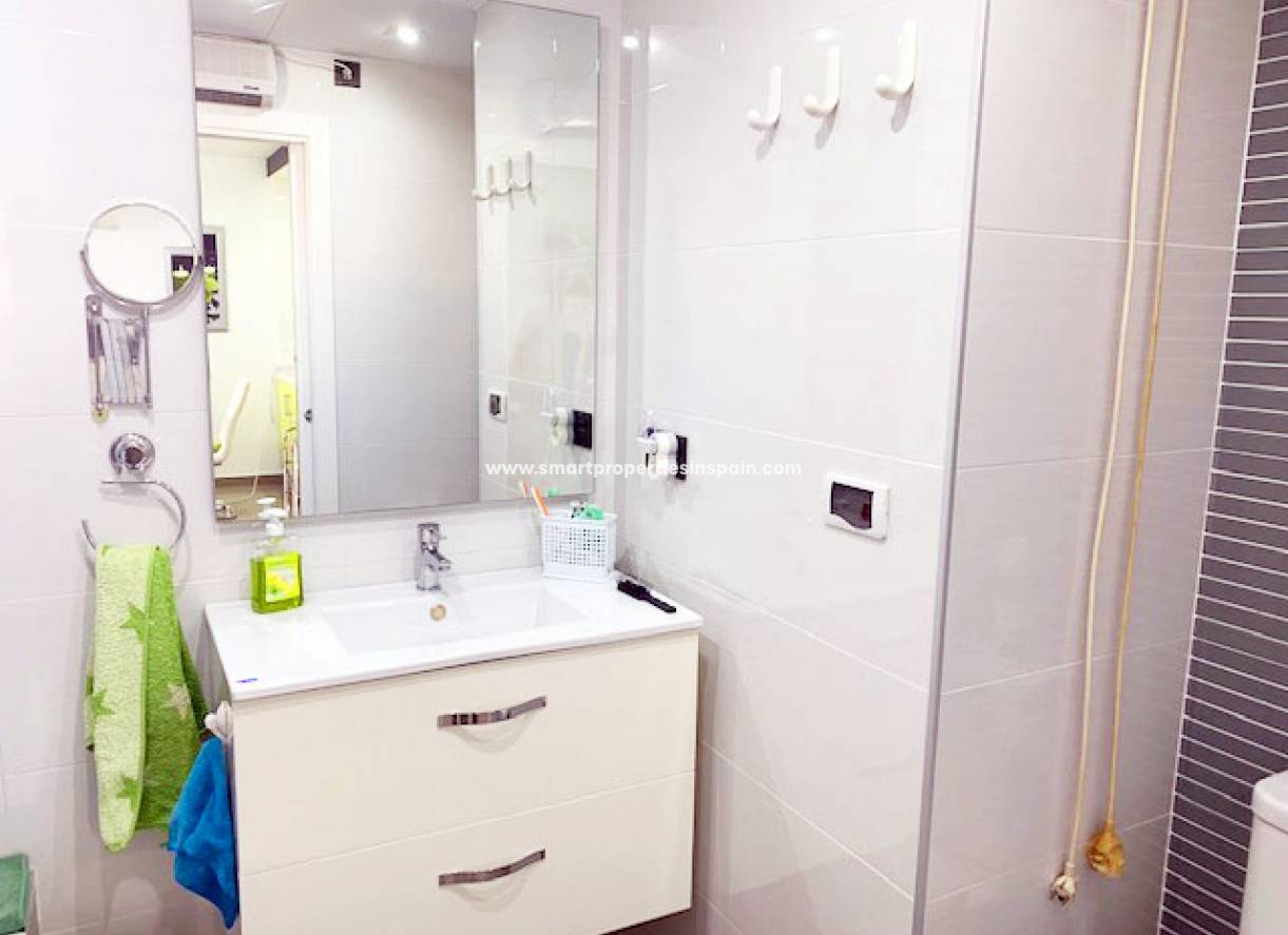 Wiederverkauf - Apartment - Torrevieja