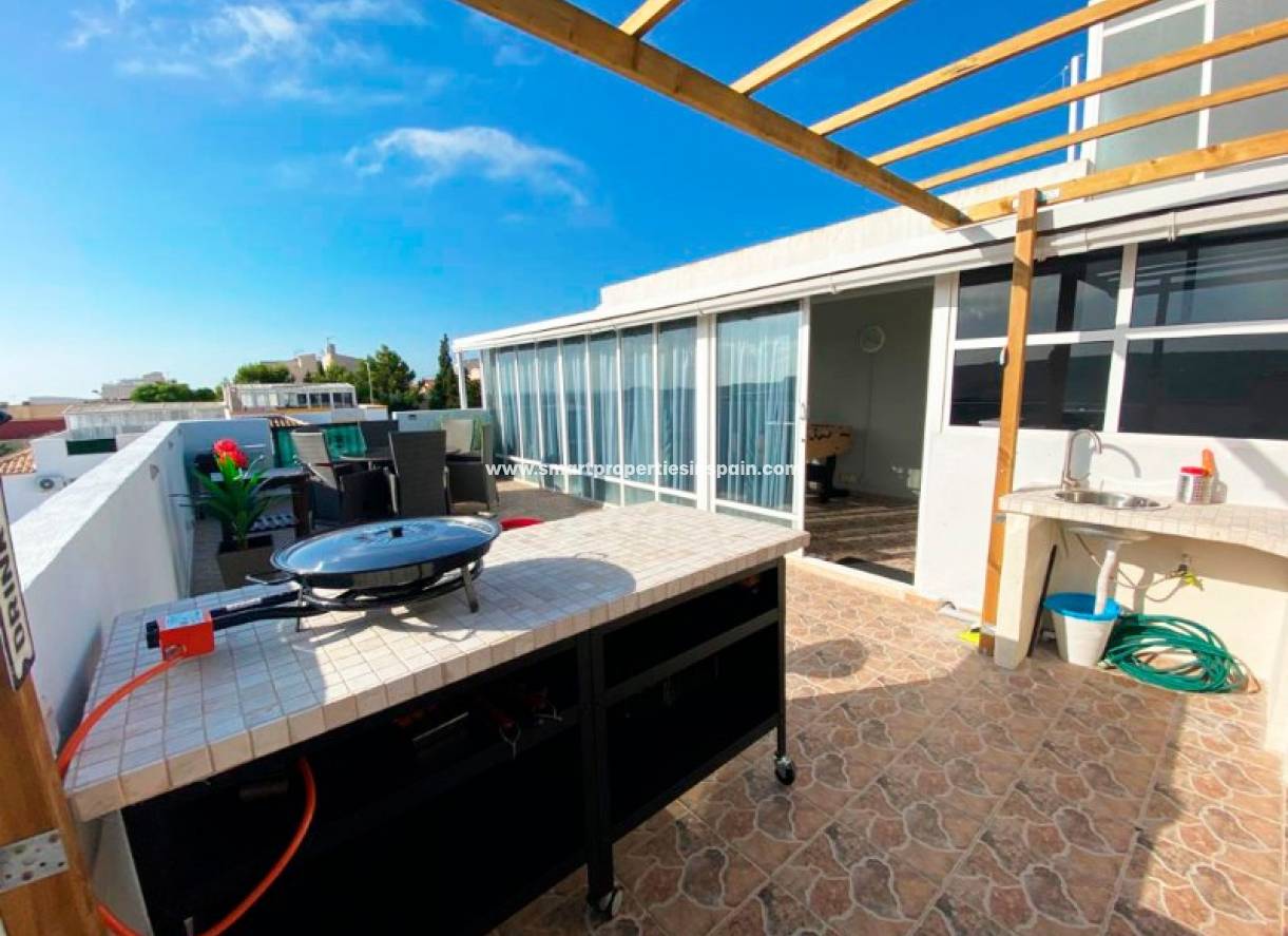 Wiederverkauf - Doppelhaushalfte - La Marina - Urbanización La Marina