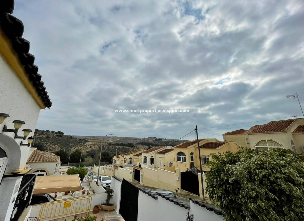 Wiederverkauf - Doppelhaushalfte - La Marina - Urbanización La Marina