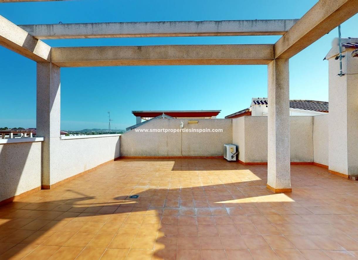 Wiederverkauf - Doppelhaushalfte - La Marina - Urbanización La Marina