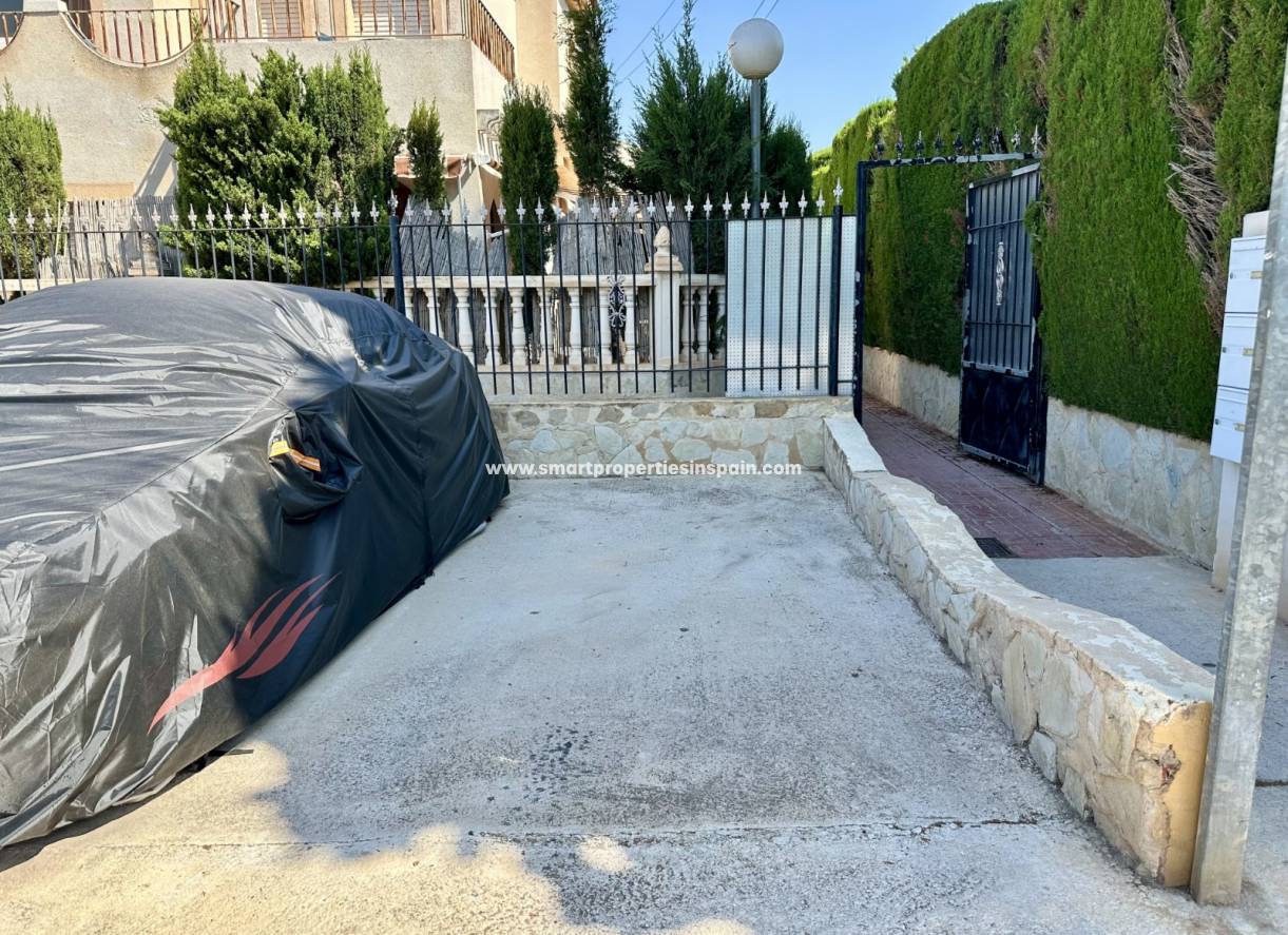Wiederverkauf - Doppelhaushalfte - La Marina - Urbanización La Marina