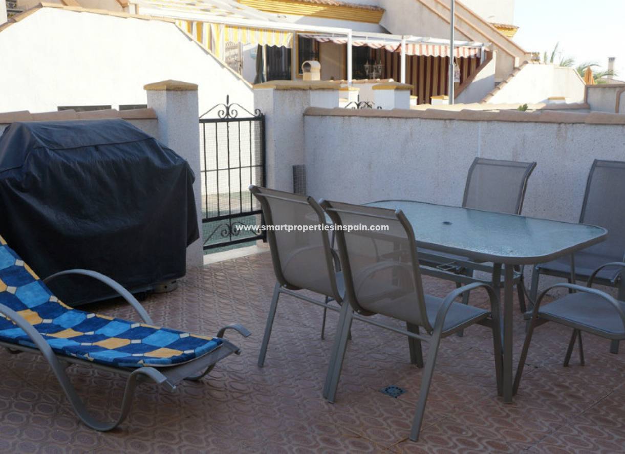 Wiederverkauf - Doppelhaushalfte - La Marina - Urbanización La Marina