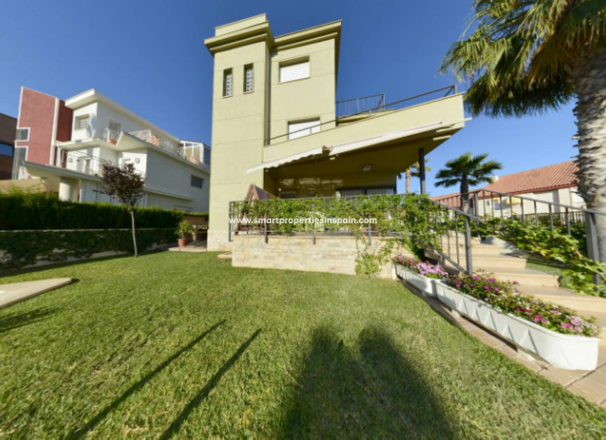 Wiederverkauf - Finca - Alicante