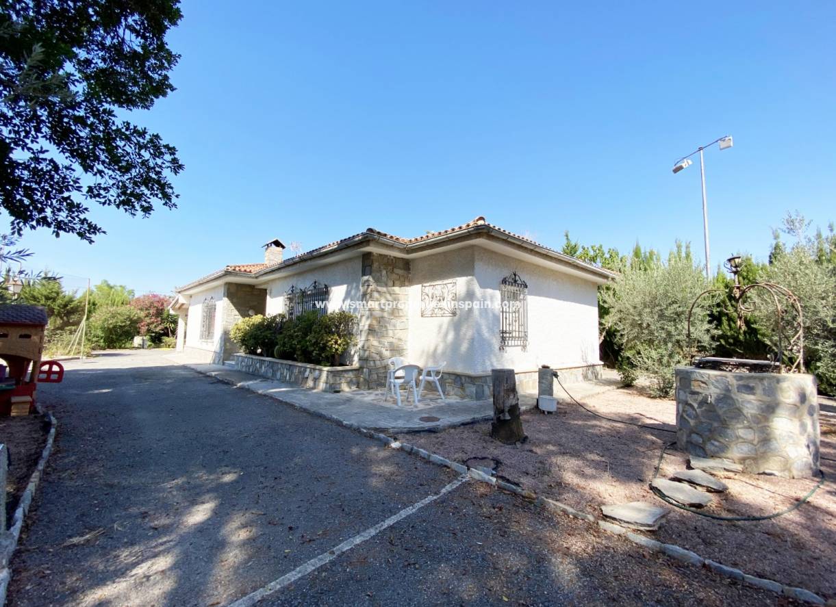 Wiederverkauf - Finca - Elche - Valverde