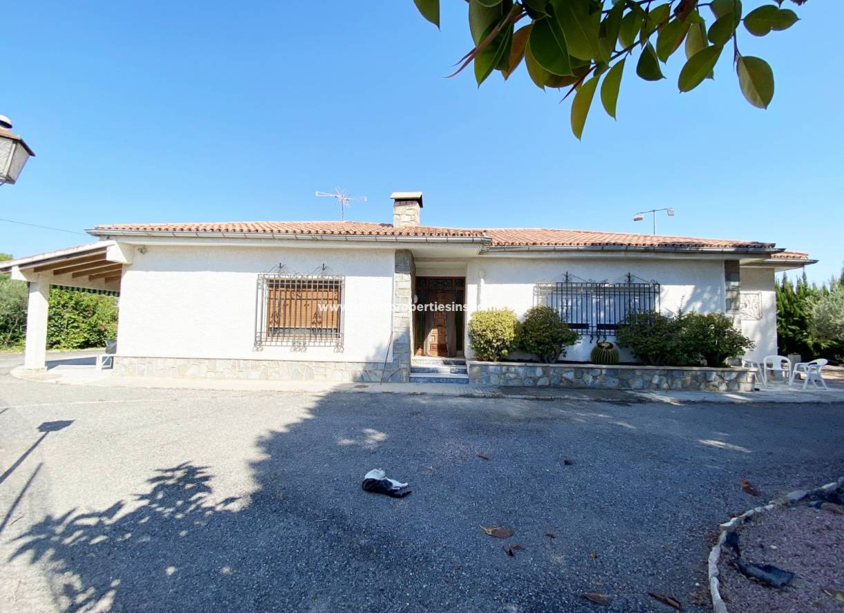Wiederverkauf - Finca - Elche - Valverde