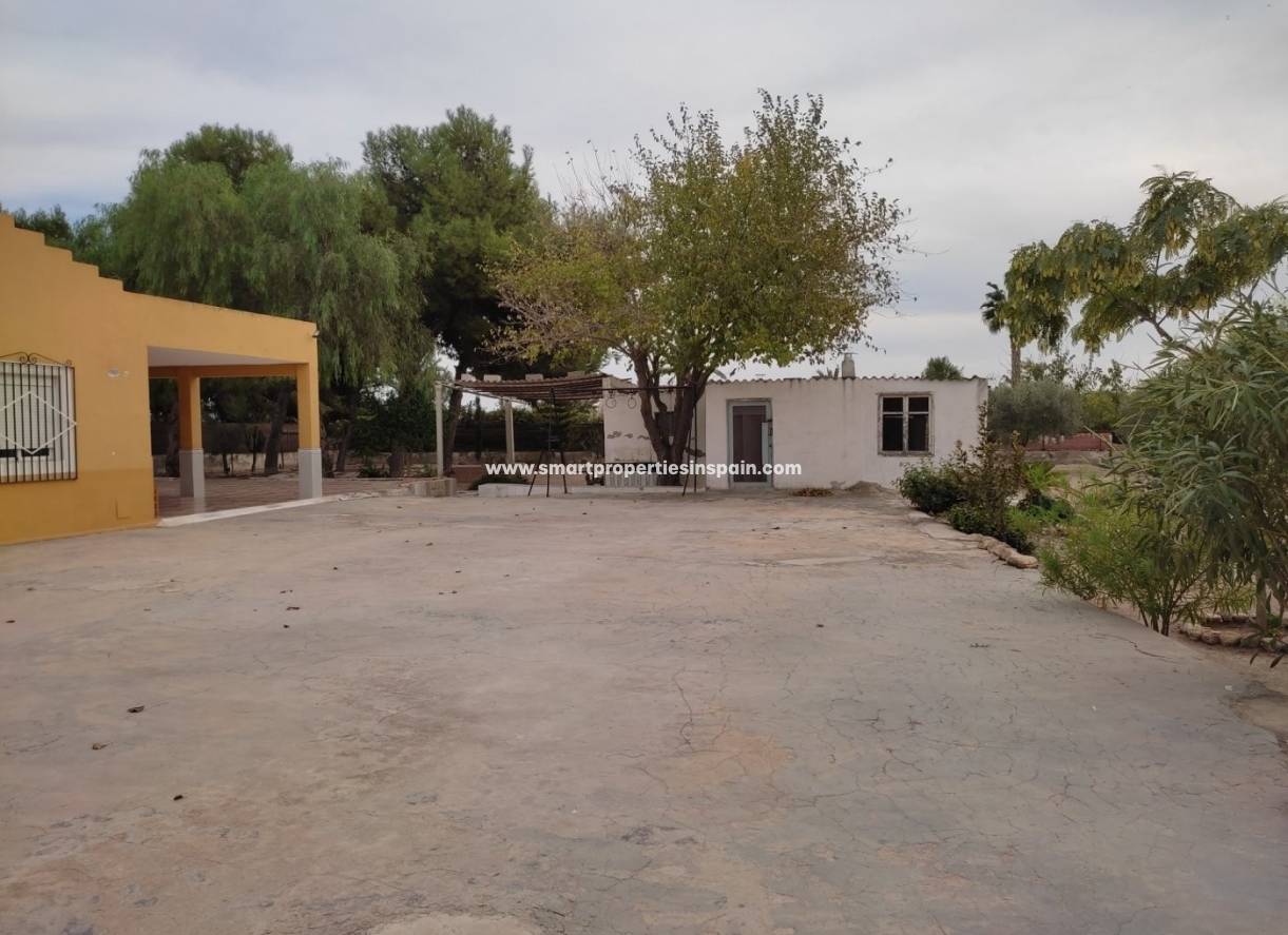 Wiederverkauf - Finca - Elche - Valverde
