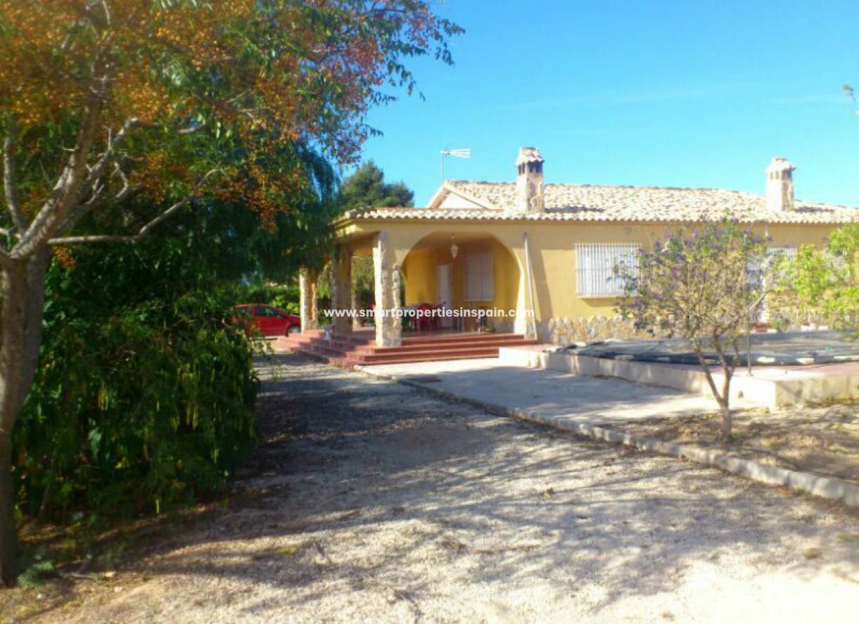 Wiederverkauf - Finca - Elche - Valverde